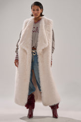 DOWN TIME FAUX FUR VEST IN IVORY