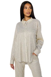SHOW OFF SEASON EMBELLISHED BUTTON DOWN