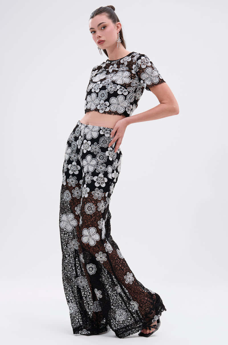FLORAL SEQUIN MESH SHORT SLEEVE BLOUSE