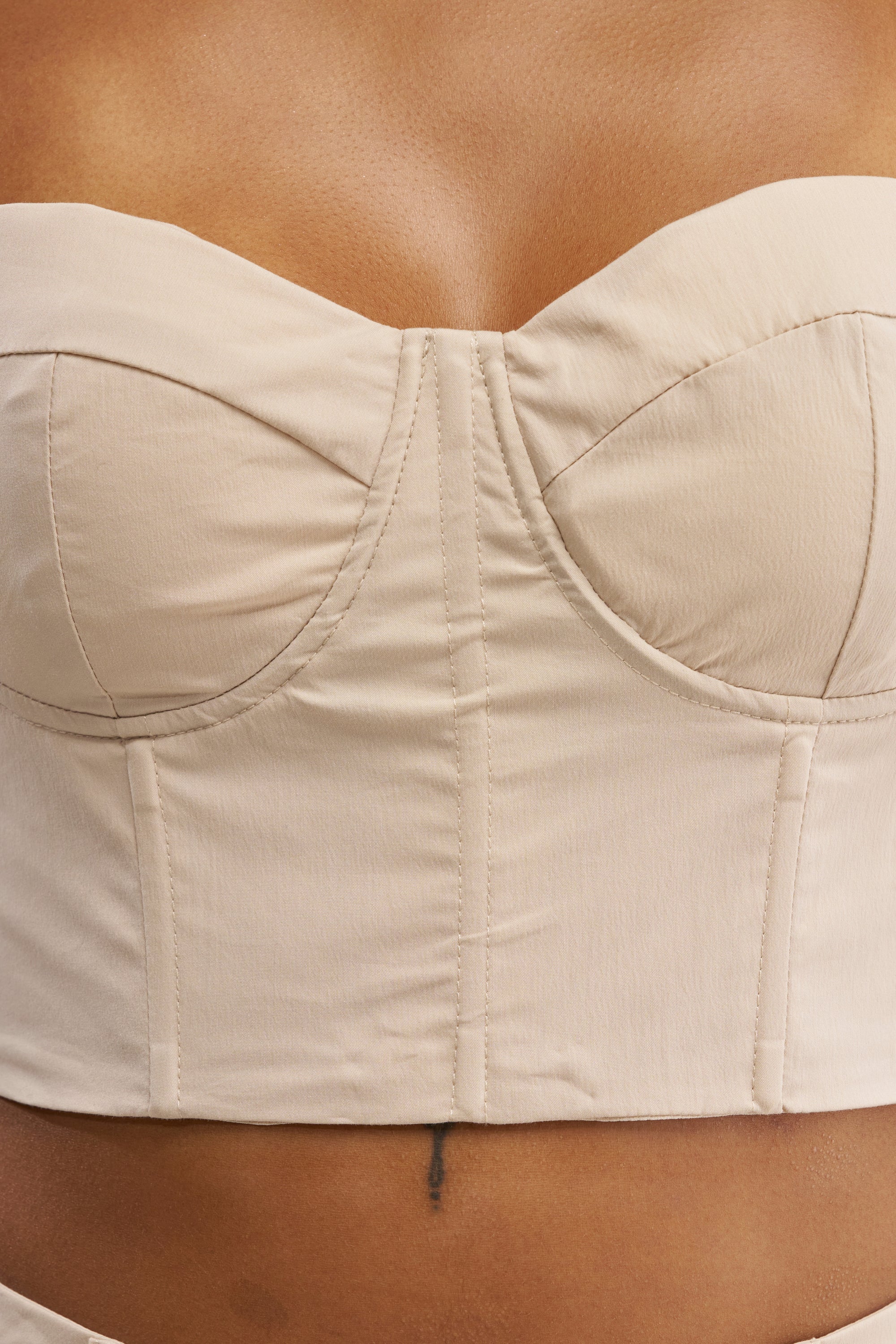 LUCKY FOR YOU CORSET IN BEIGE
