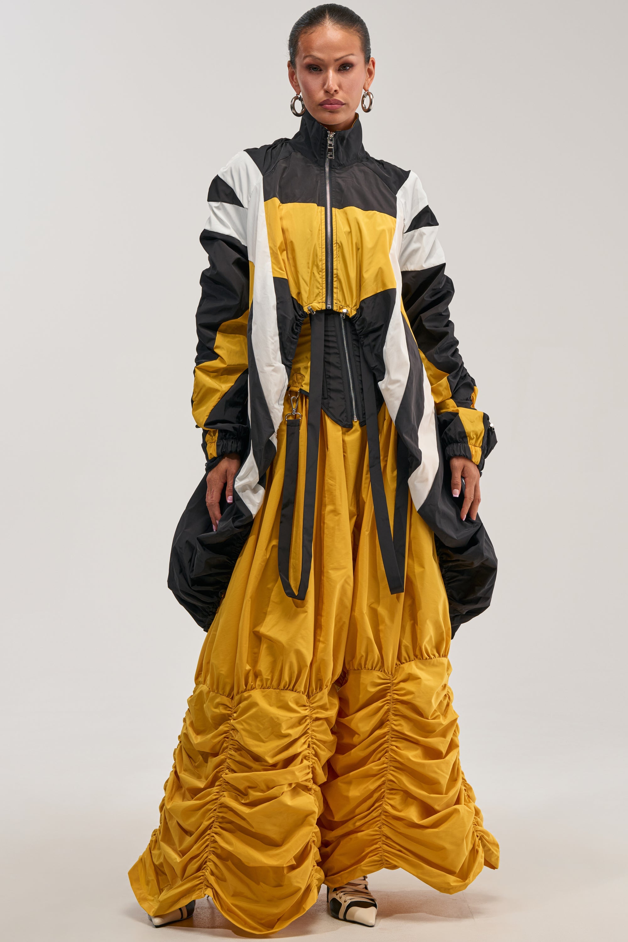 DON'T MIND ME RUCHED JOGGER IN YELLOW