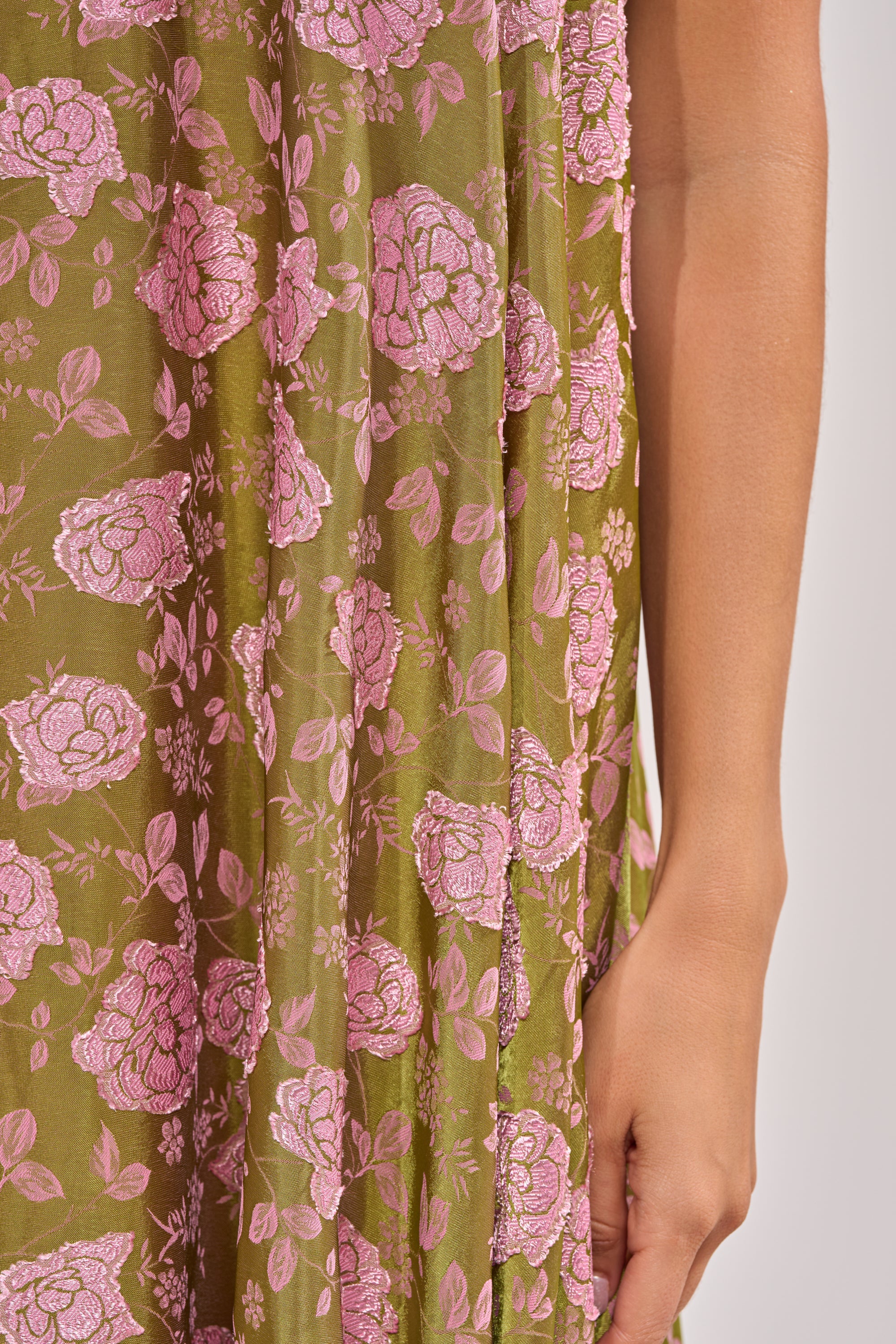 MIDNIGHT GARDEN FLORAL MAXI DRESS