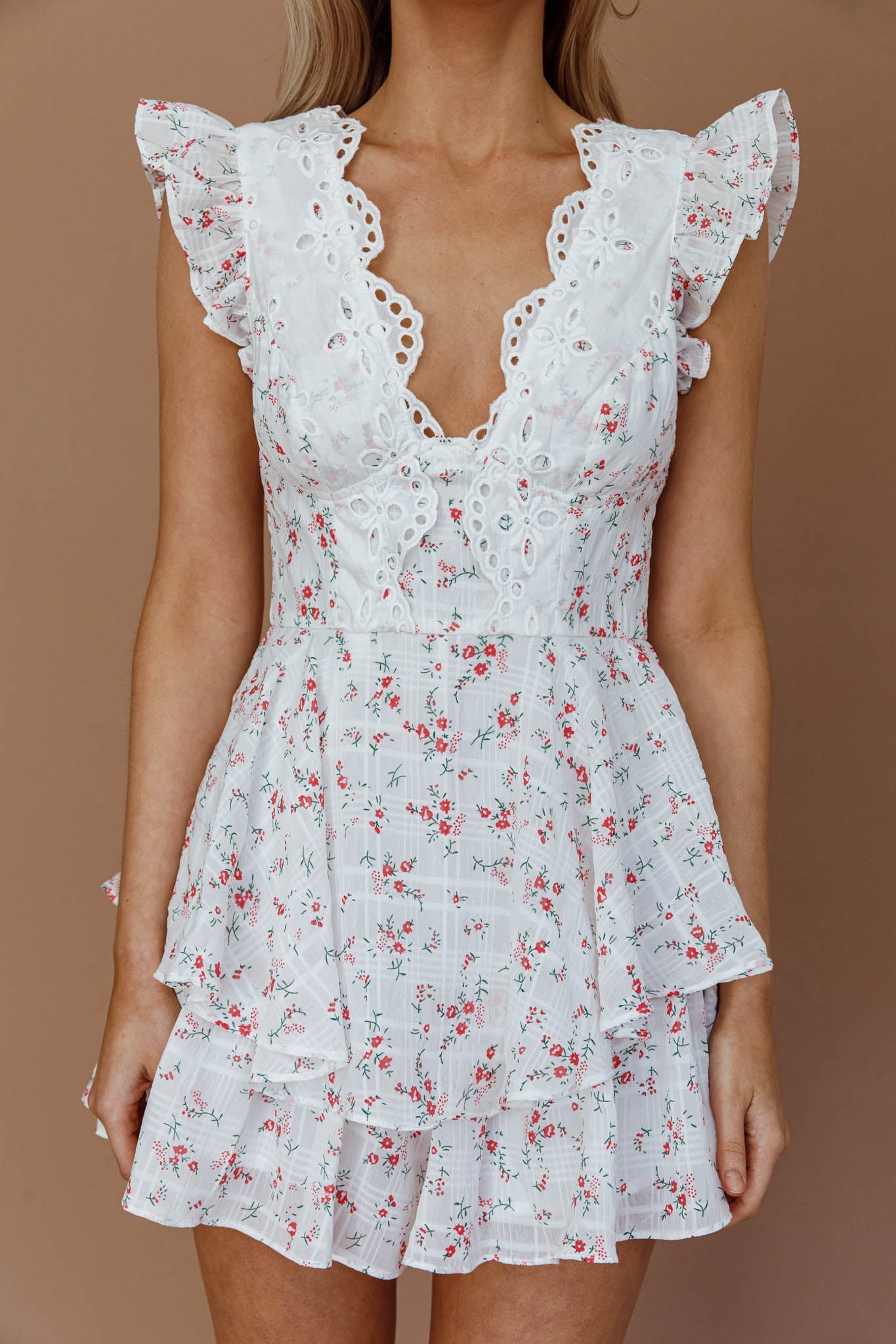 Aylina Scalloped Lace Romper Floral Red