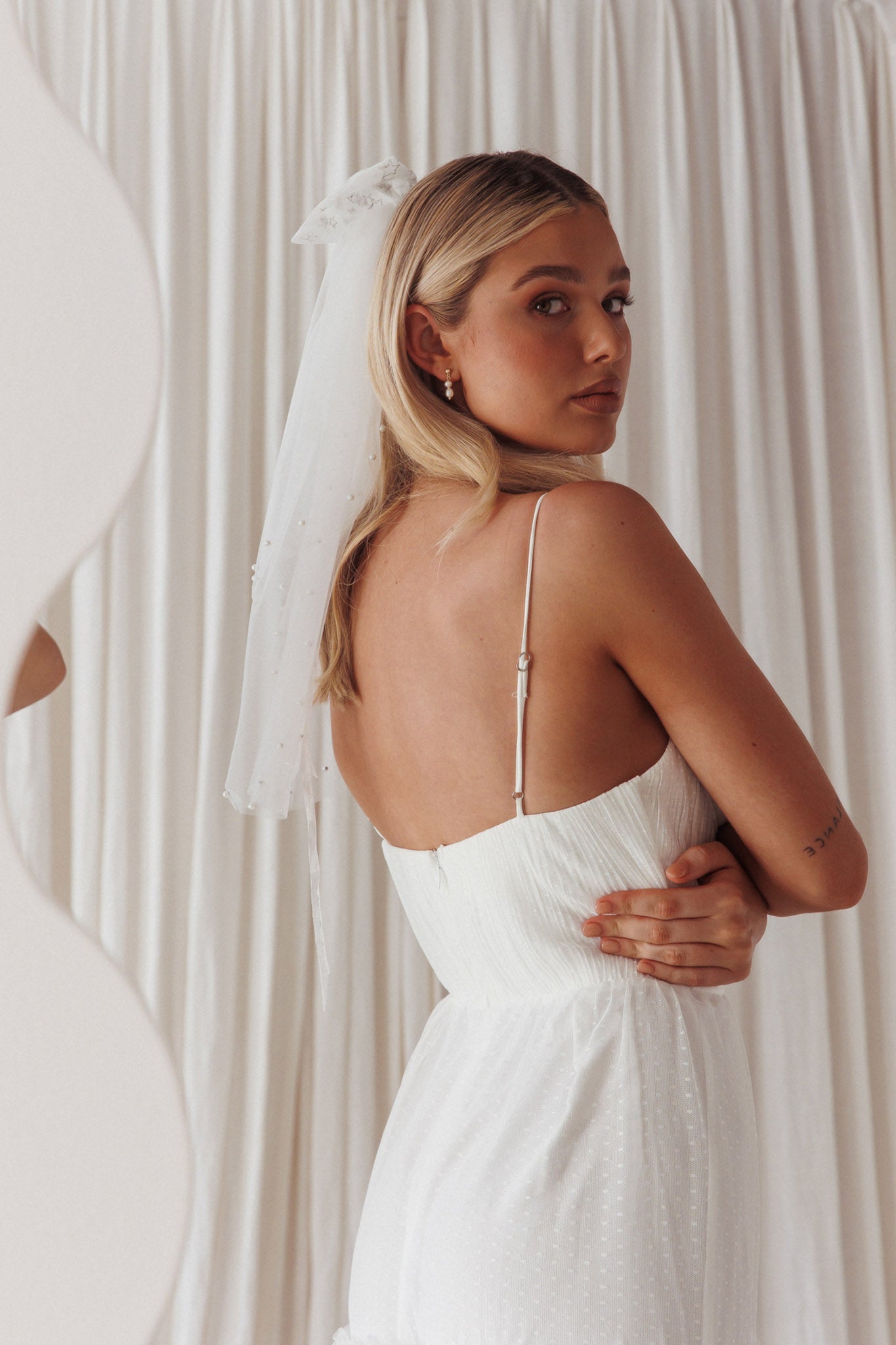 Bella Pearl & Glitter Star Veil White