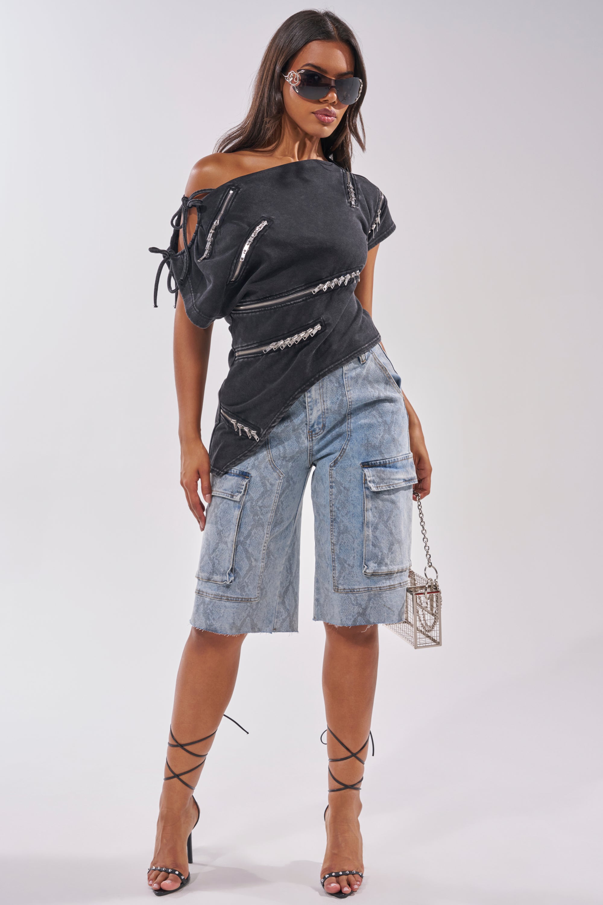 ROGUE ZIPPER ASYMMETRIC TEE