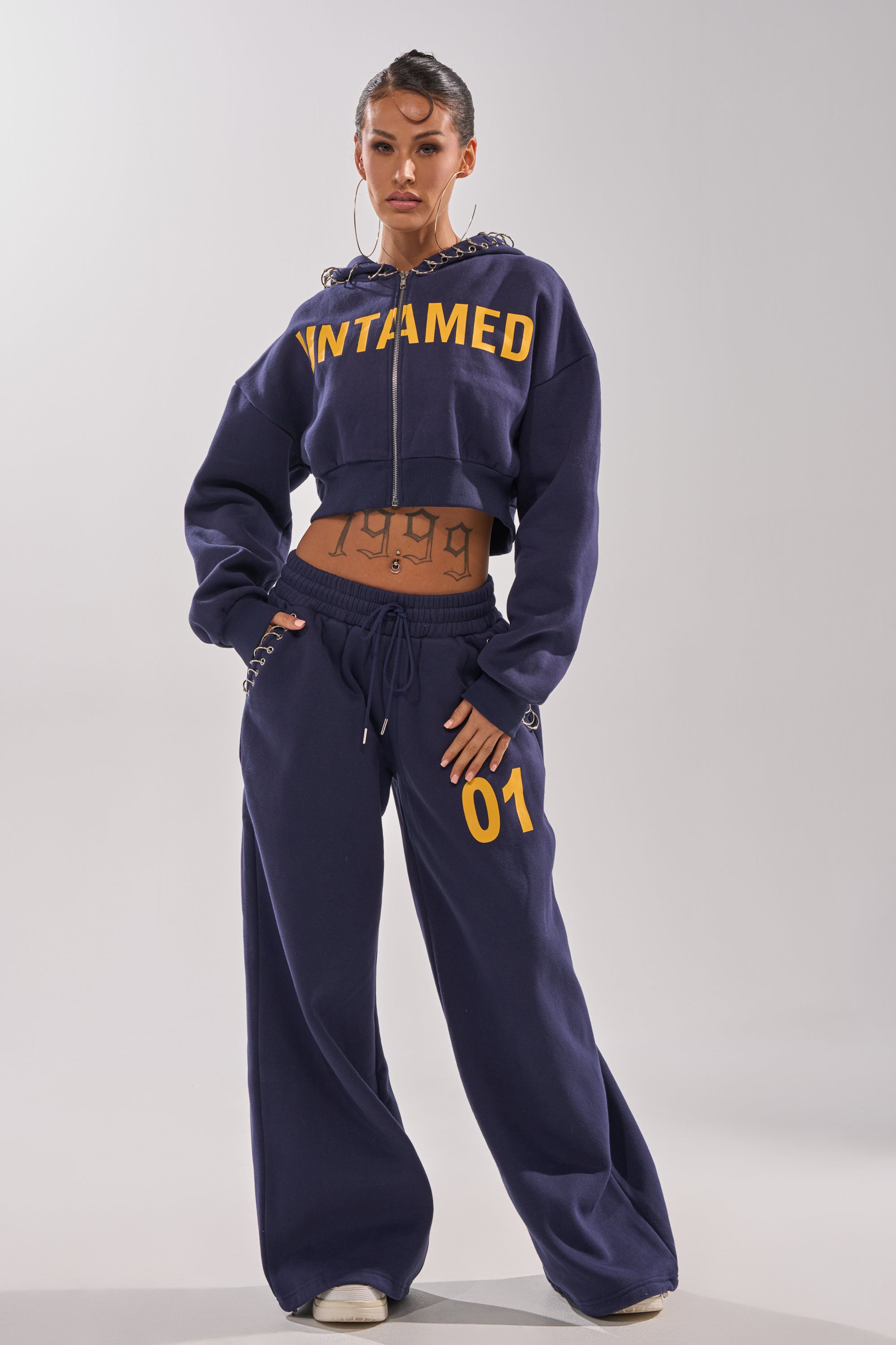 UNTAMED METAL RING JOGGER