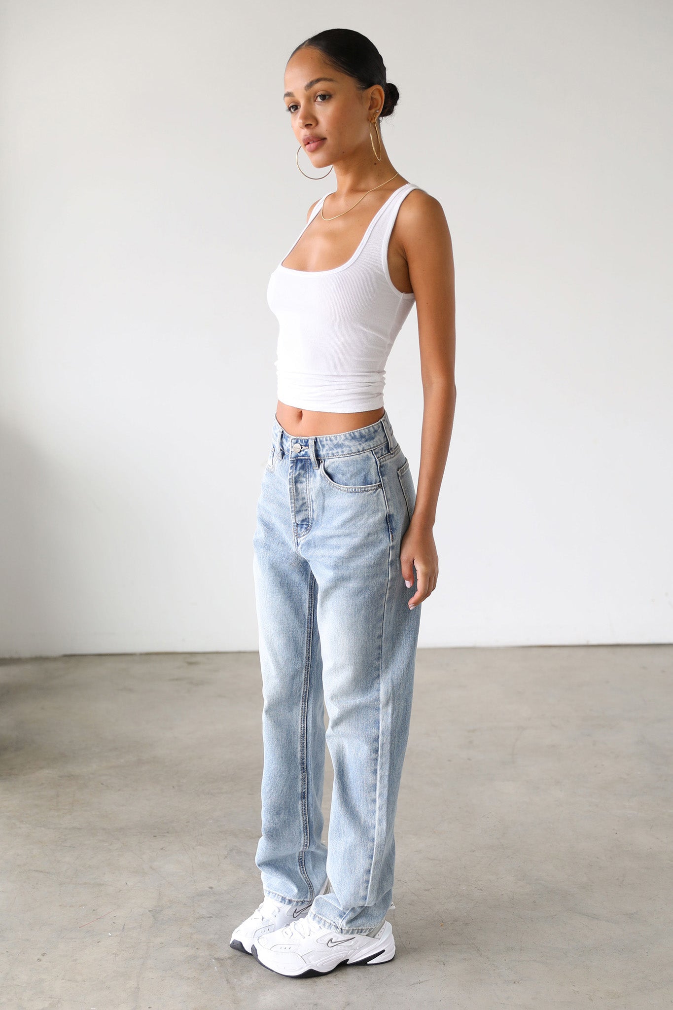 DOGMA Classic High Rise Straight Leg Denim Jeans Light Wash