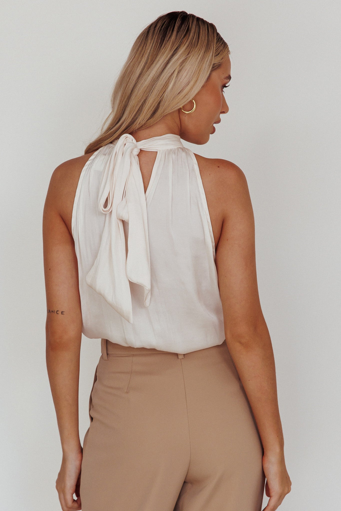 Calisto Sleeveless Tied Neck Top Cream