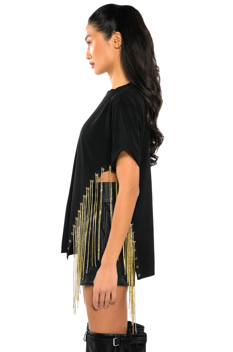 ABOVE AVERAGE HALF HALF CHAIN DETAIL OVERSIZED TEE