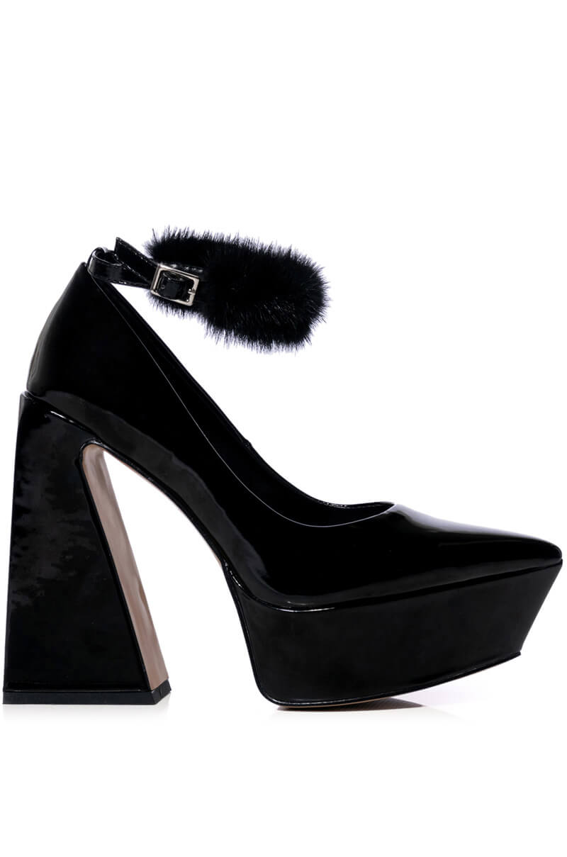 AZALEA WANG KORNESLIA CHUNKY PUMP IN BLACK