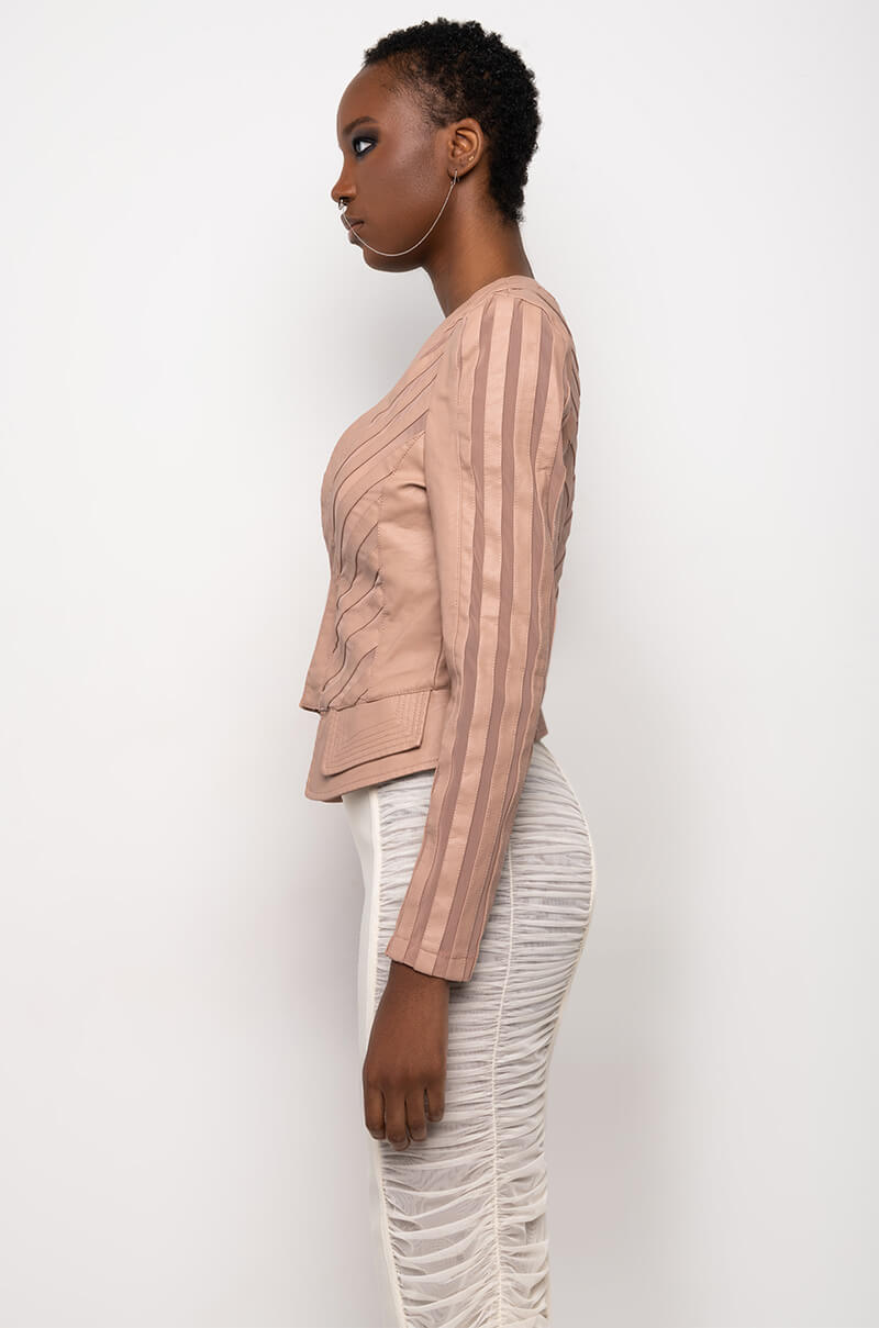 COME A LITTLE CLOSER MESH PLEATHER PLUS JACKET