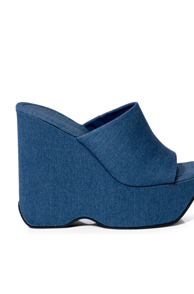 AZALEA WANG DAIANE SLIP ON WEDGE SANDAL IN DENIM