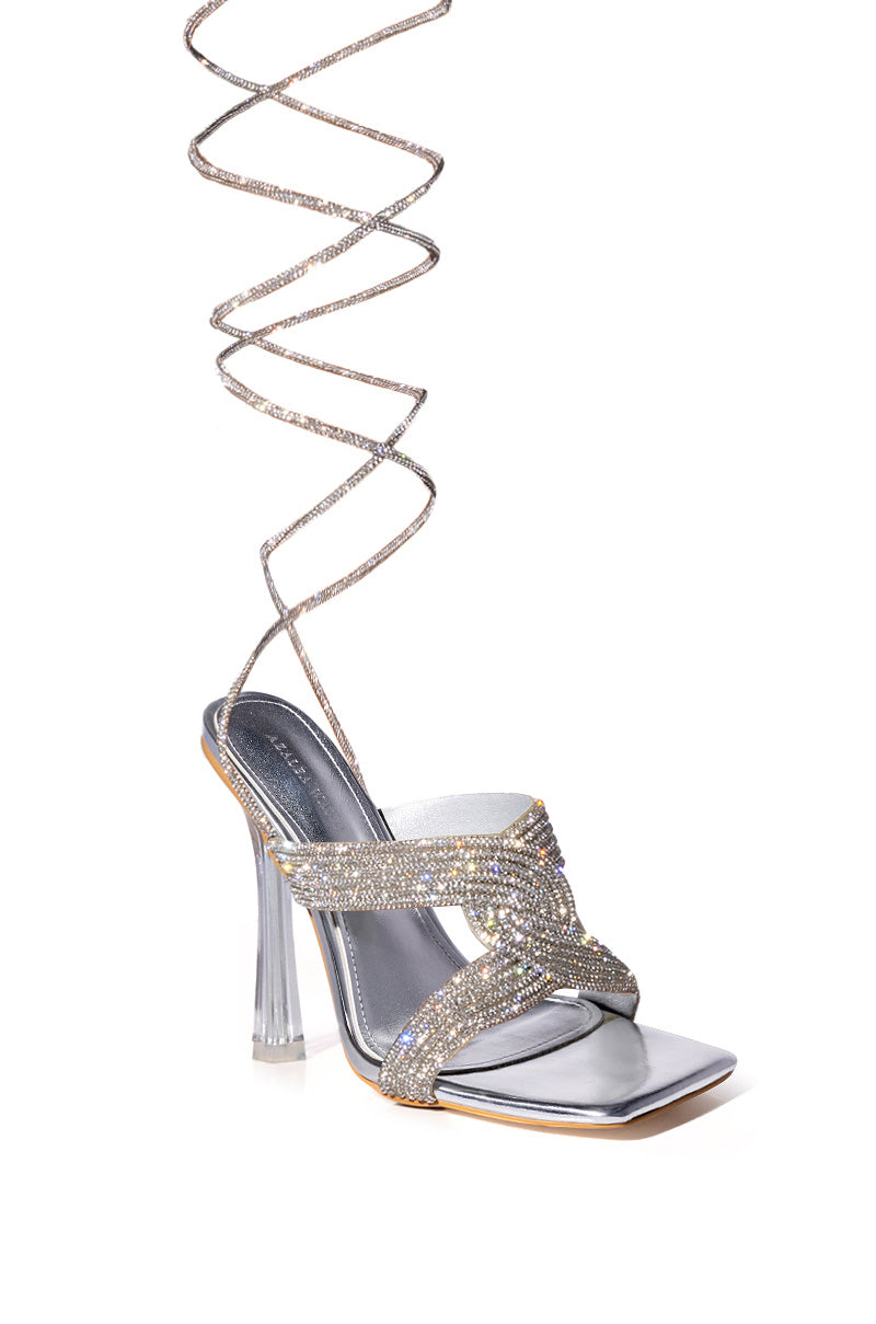 AZALEA WANG DELPHINE CHUNKY METALLIC SANDAL IN SILVER