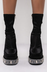 AZALEA WANG DIAMOND SKULL CHUNKY BOOTIE IN BLACK