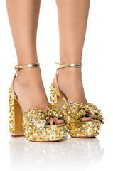 AZALEA WANG MAYA EMBELLISHED BOW CHUNKY SANDAL IN GOLD