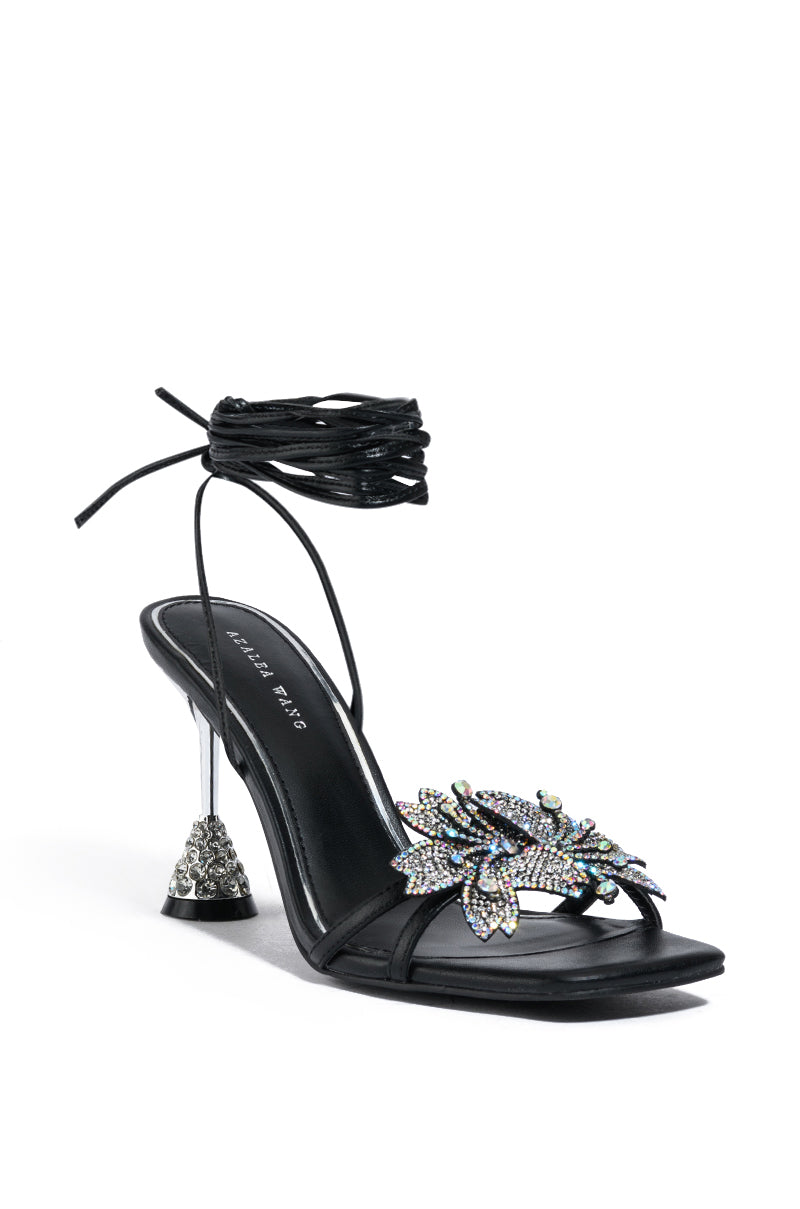 AZALEA WANG EFFORTLESS FLOWER SANDAL IN BLACK