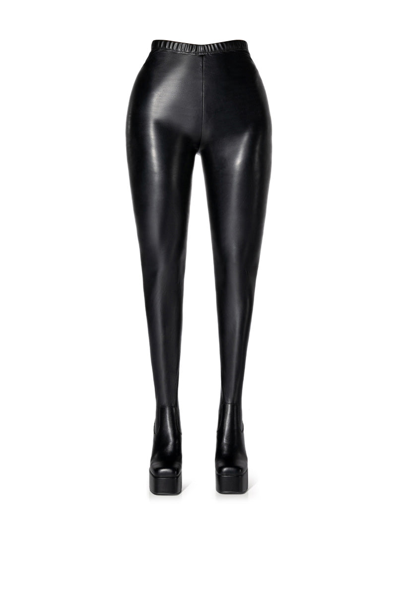 AZALEA WANG STAR STRETCH CHUNKY PANT BOOT IN BLACK PU