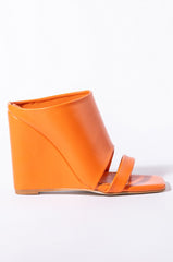 AZALEA WANG JOCELYN SQUARE TOE WEDGE SANDAL IN ORANGE