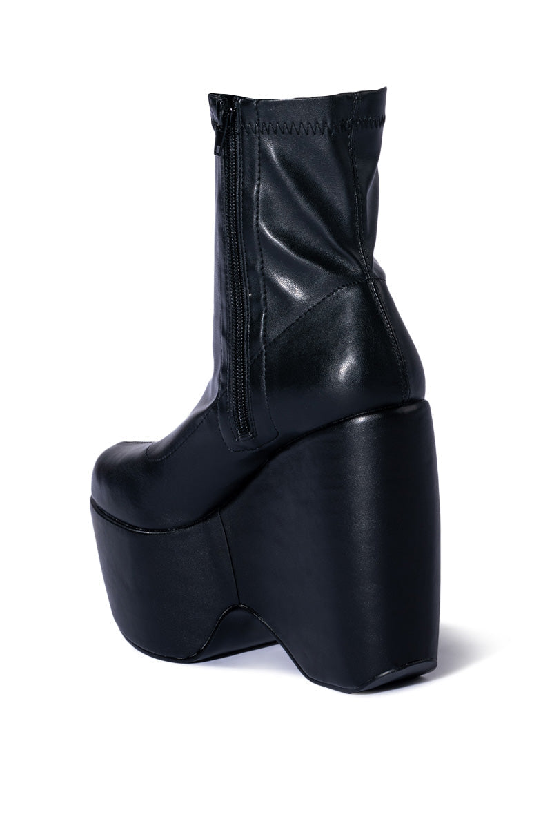 AZALEA WANG LOXLEY WEDGE BOOTIE IN BLACK