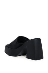 AZALEA WANG MILTON CLOG SANDAL IN BLACK
