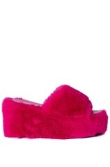 AZALEA WANG MINNA FUR FLATFORM SANDAL IN PINK