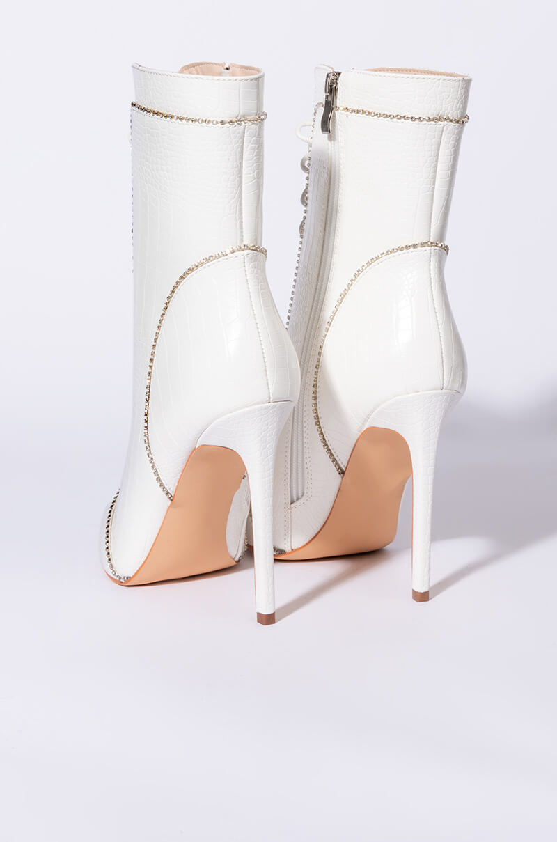 AZALEA WANG NIGHTS IN VEGAS STILETTO BOOTIE IN WHITE CROC