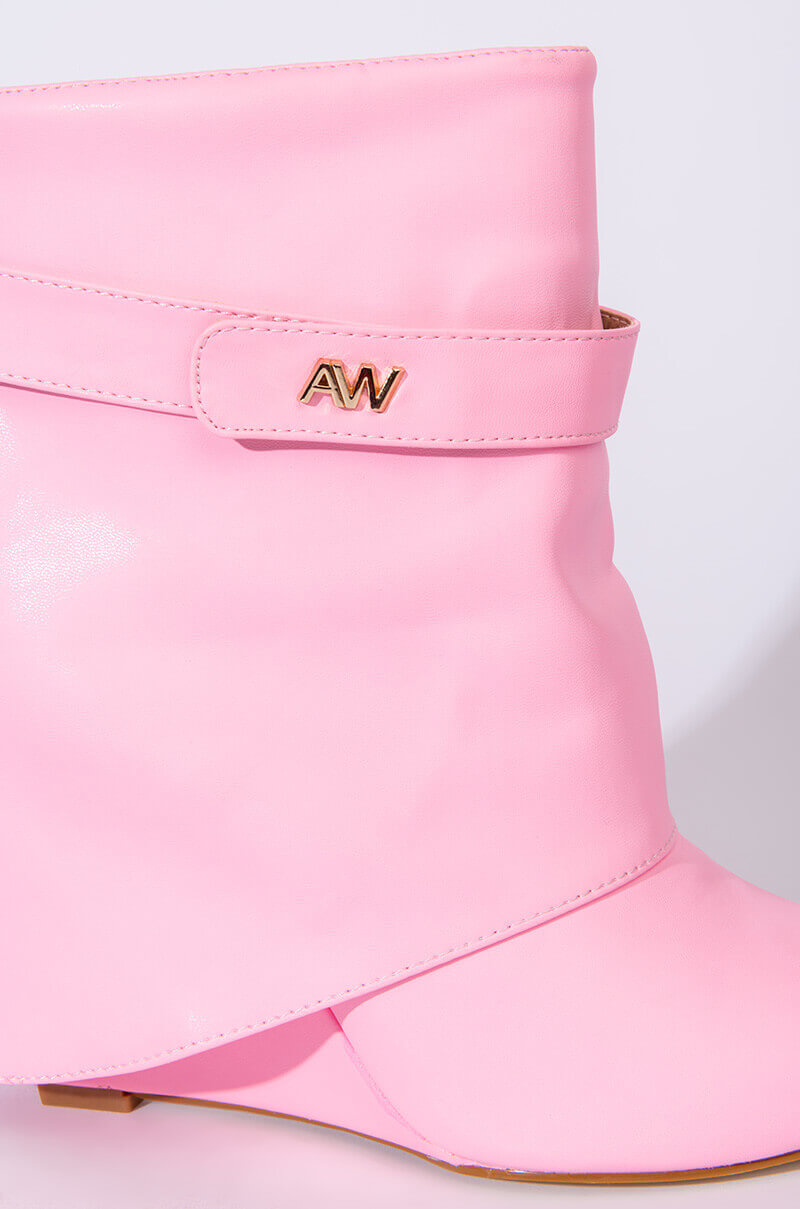 AZALEA WANG OFF THE GRID WEDGE BOOTIE IN LIGHT PINK