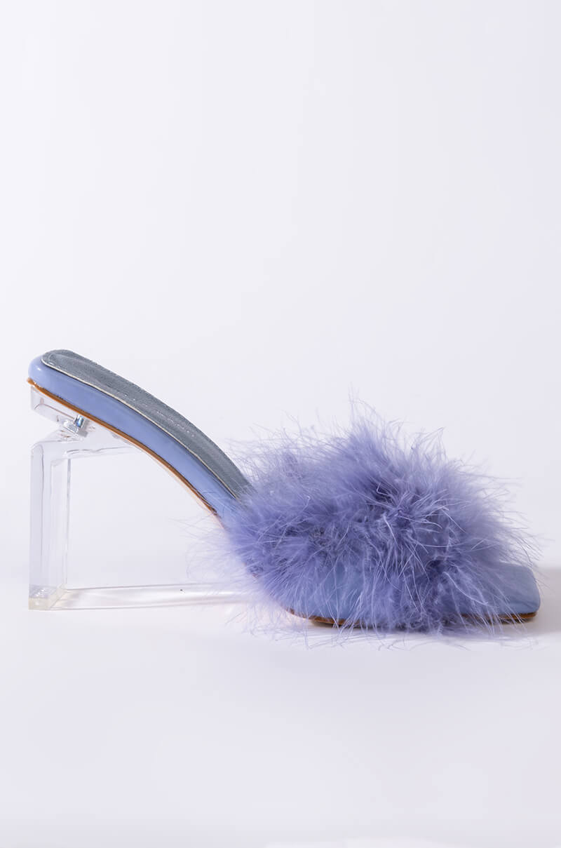 AZALEA WANG PILLOW TALK CHUNKY SANDAL IN PERIWINKLE