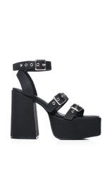AZALEA WANG RHETT PLATFORM CHUNKY SANDAL IN BLACK