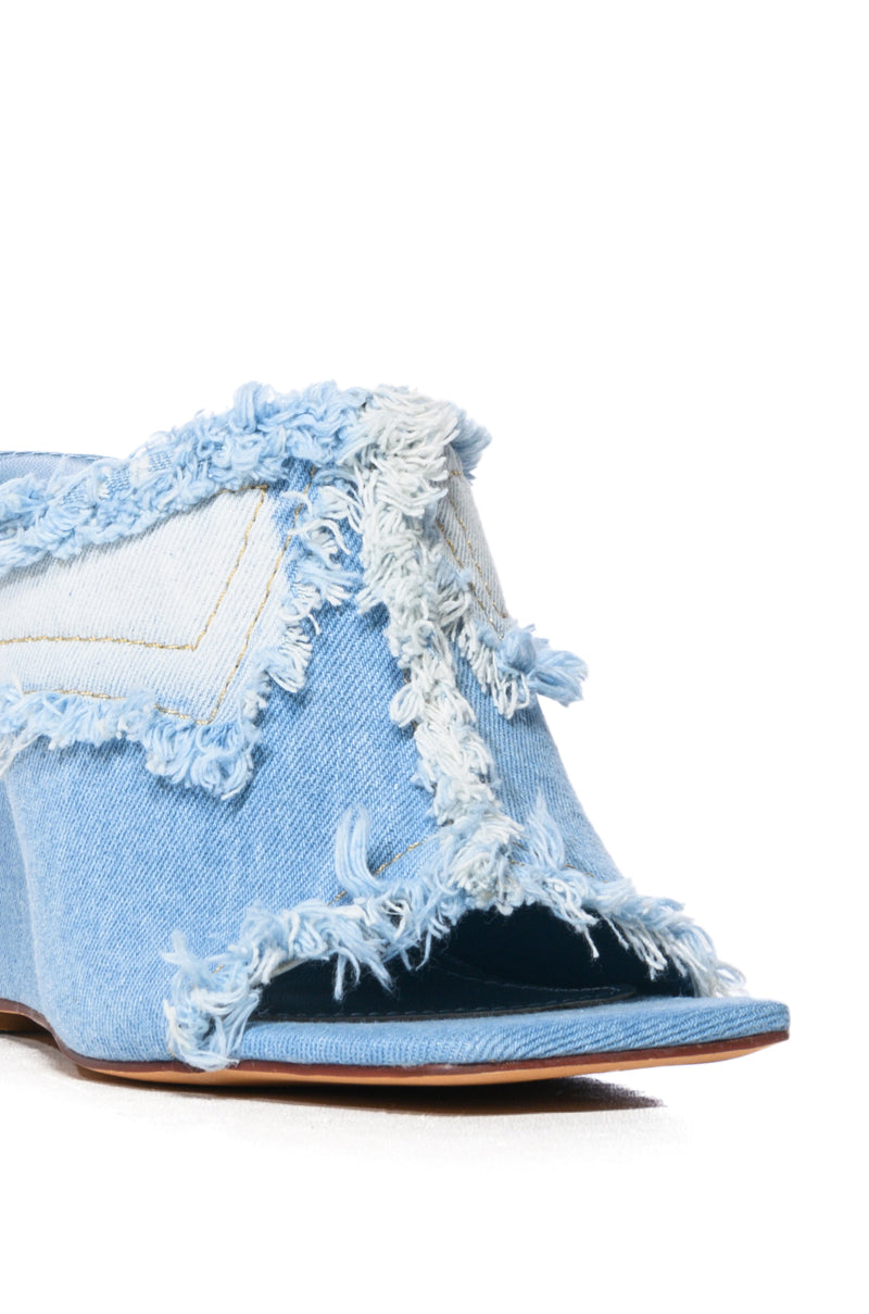 AZALEA WNAG TOBIAS WEDGE DENIM MULE