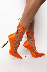 AZALEA WANG TURN IT DOWN STILETTO PUMP IN ORANGE