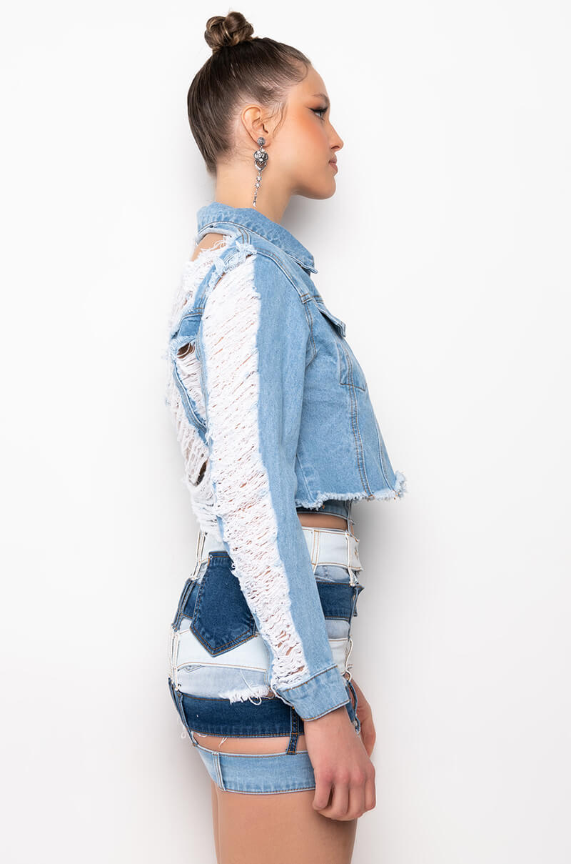 ULTRA DISTRESSED CROP DENIM JACKET
