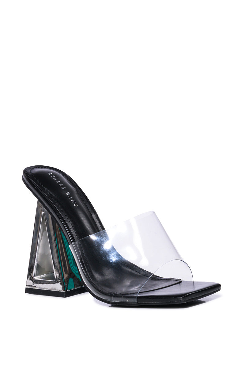 AZALEA WANG WHISPER CHUNKY SANDAL IN BLACK