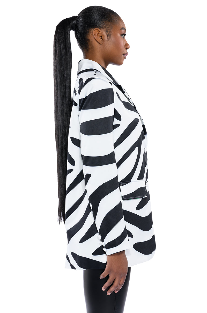 BE BOLD OVERSIZED ZEBRA BLAZER