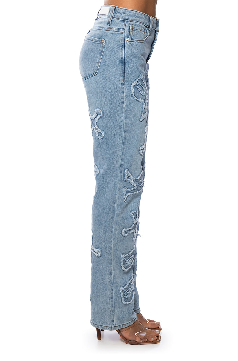 BE YOURSELF RELAXED FIT DENIM