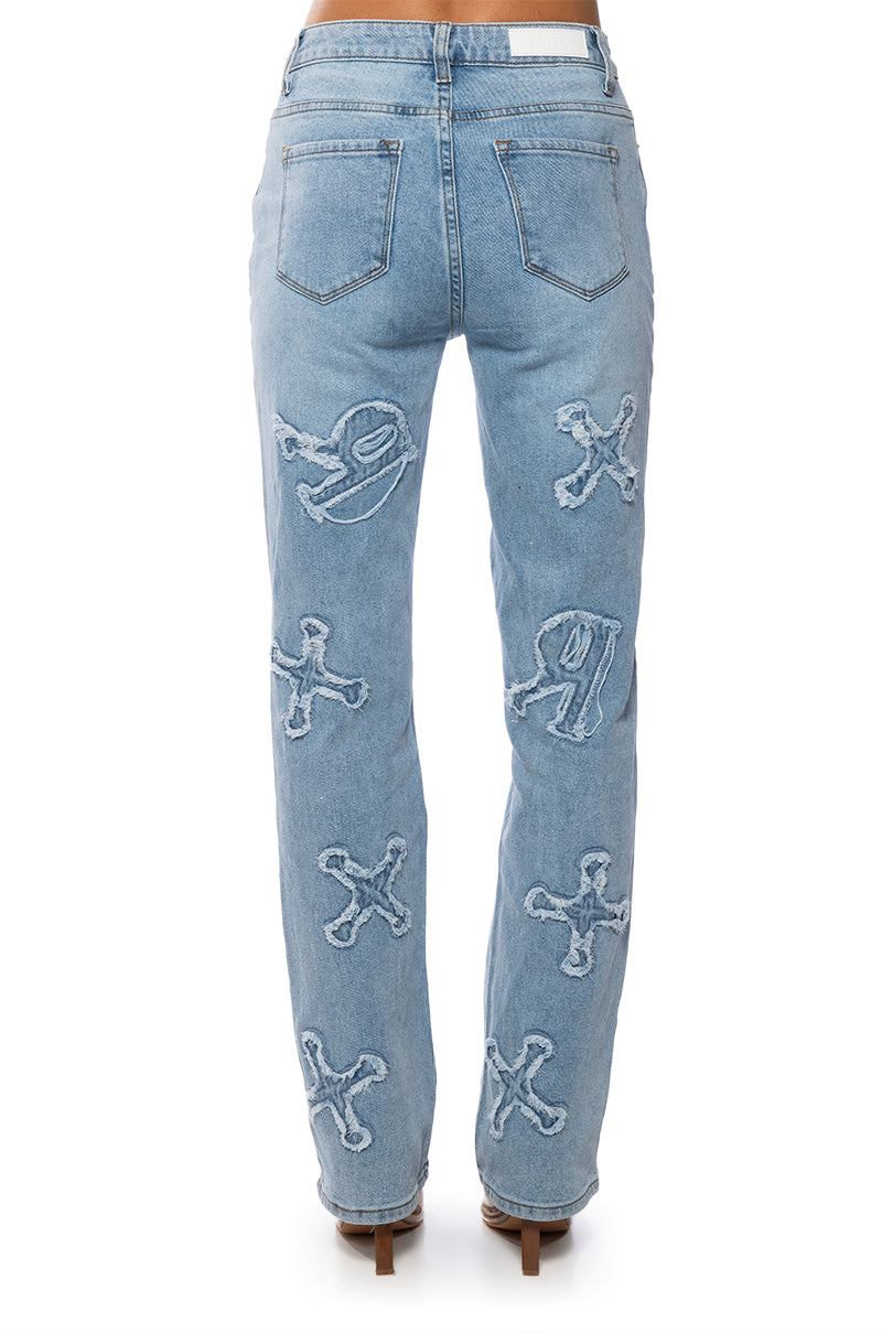 BE YOURSELF RELAXED FIT DENIM