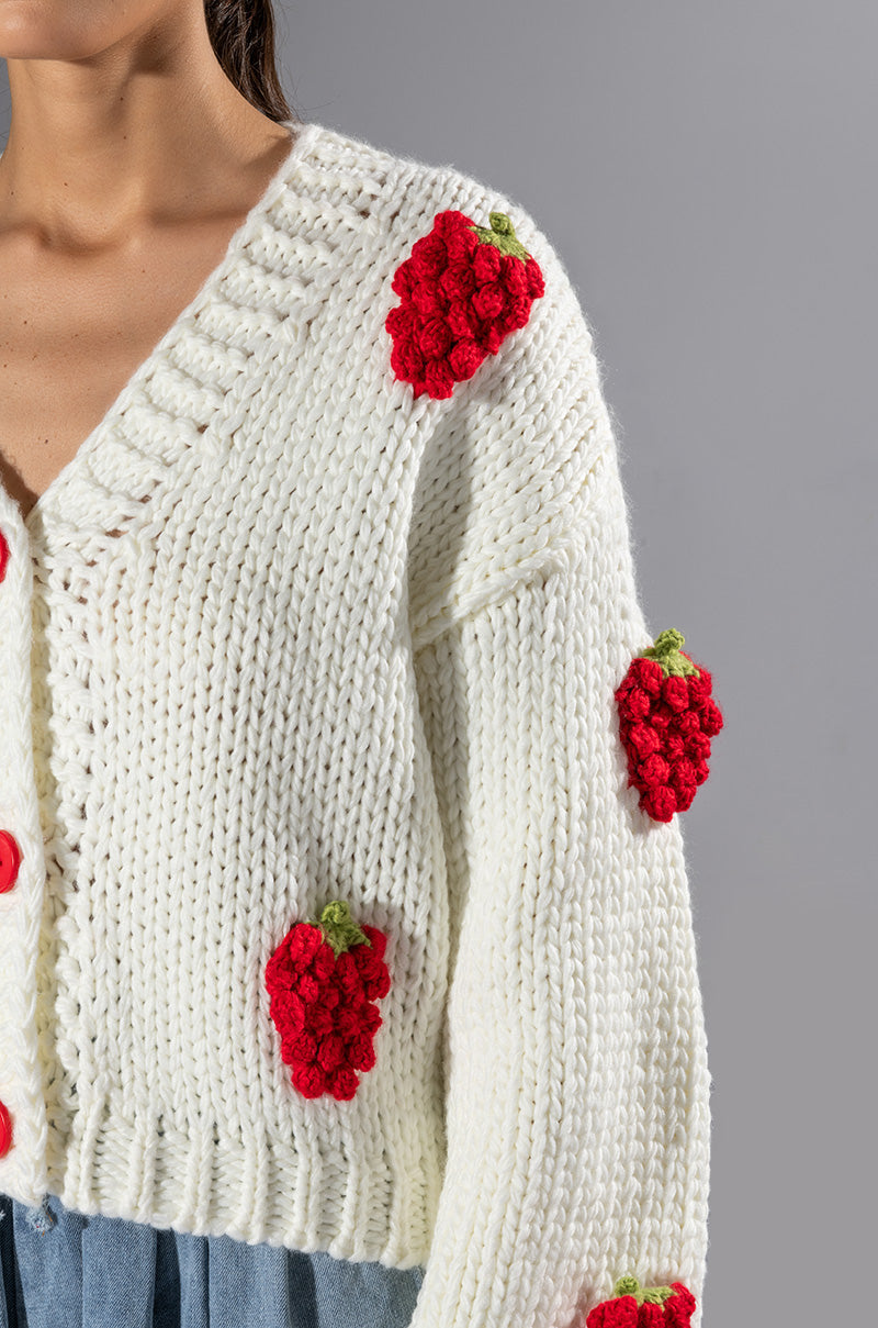 BERRIES BUTTON CARDIGAN