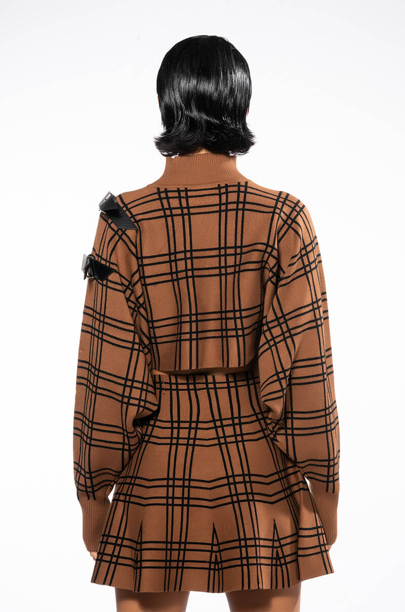 BLAIR BUCKLE KNIT LONG SLEEVE TOP