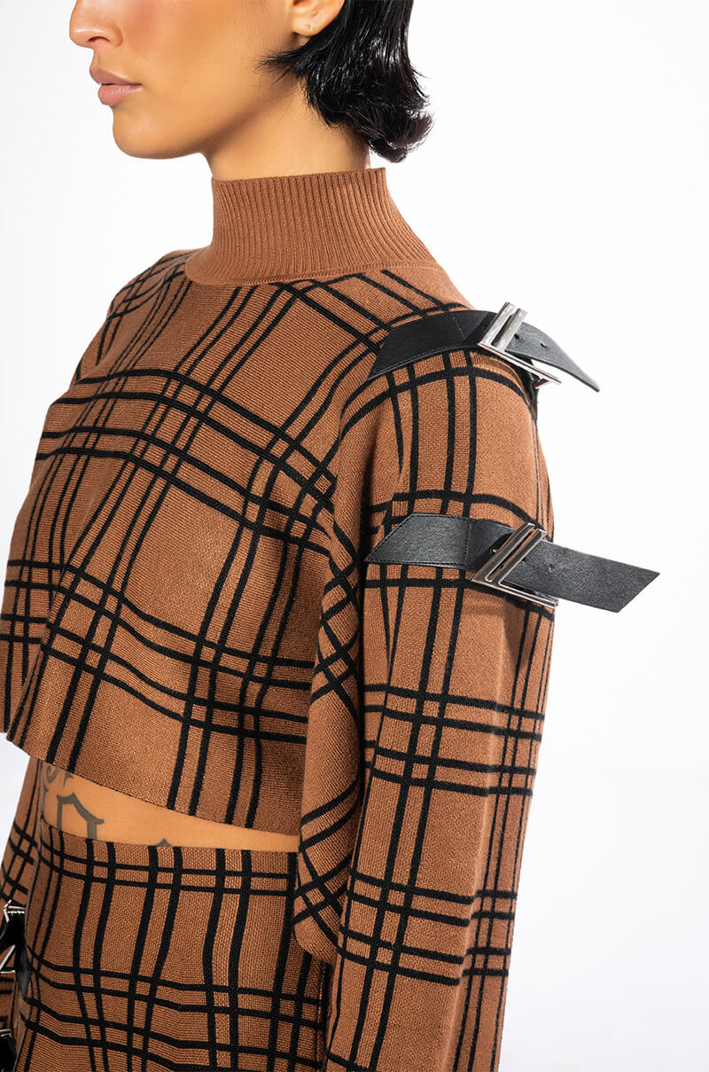 BLAIR BUCKLE KNIT LONG SLEEVE TOP
