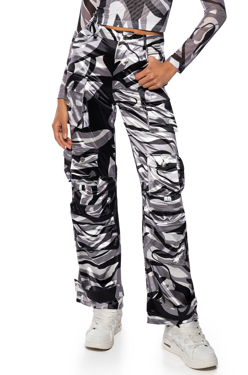 BONNE SOIREE CAMO CARGO PANTS