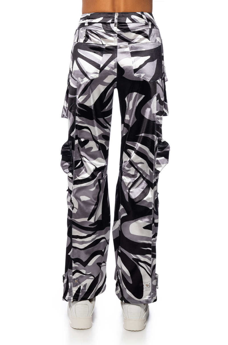 BONNE SOIREE CAMO CARGO PANTS