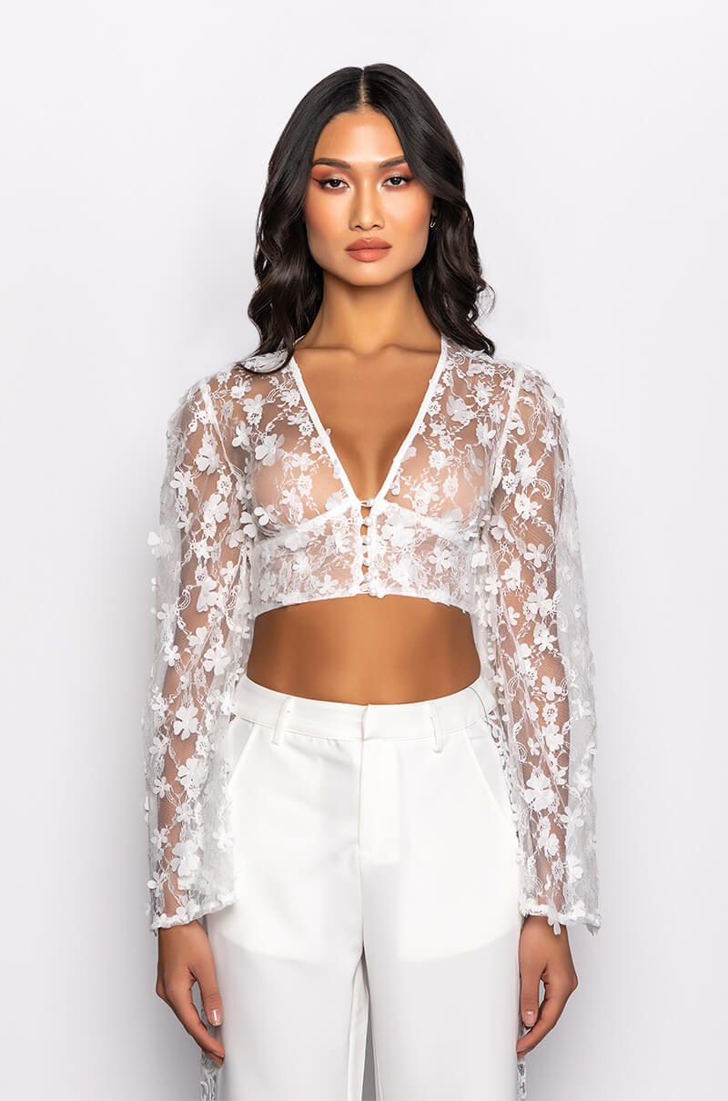 LILA FLORAL DETAIL CROPPED BLOUSE