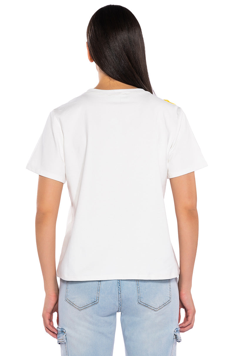 BOUQUET OF FLOWERS FABRIC DETAIL TSHIRT