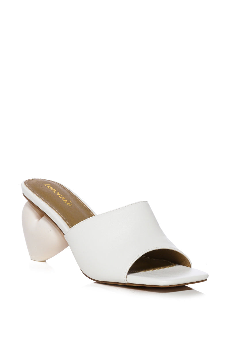 BUBBLE HEART WHITE NOVELTY HEEL SANDAL