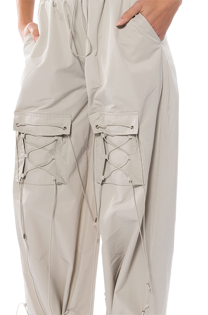 CARA ELASTIC DETAIL UTILITY JOGGER