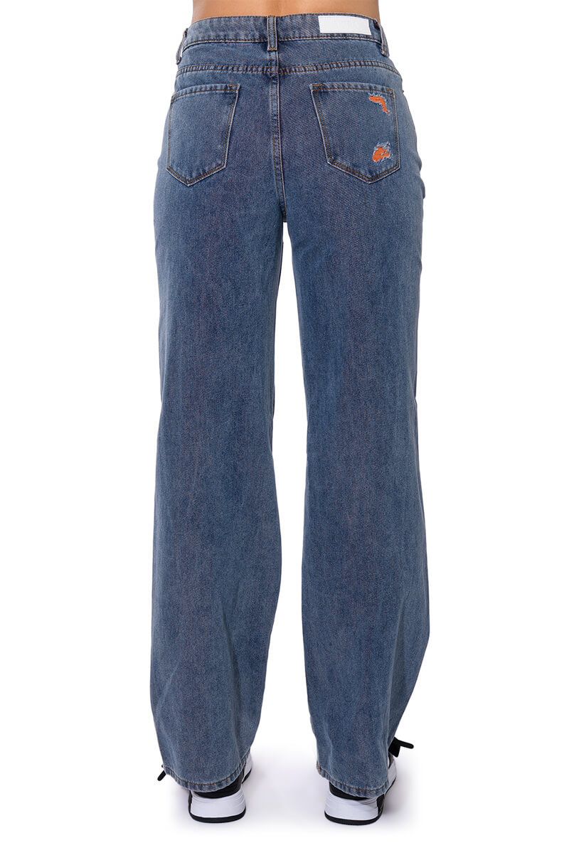 CAREFREE DISTRESSED COLOR RELAXED FIT JEANS
