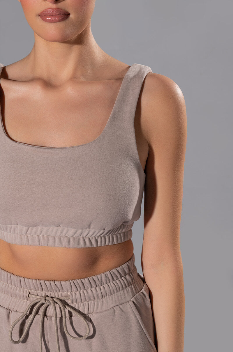 CASUAL CASEY CROP TANK TOP