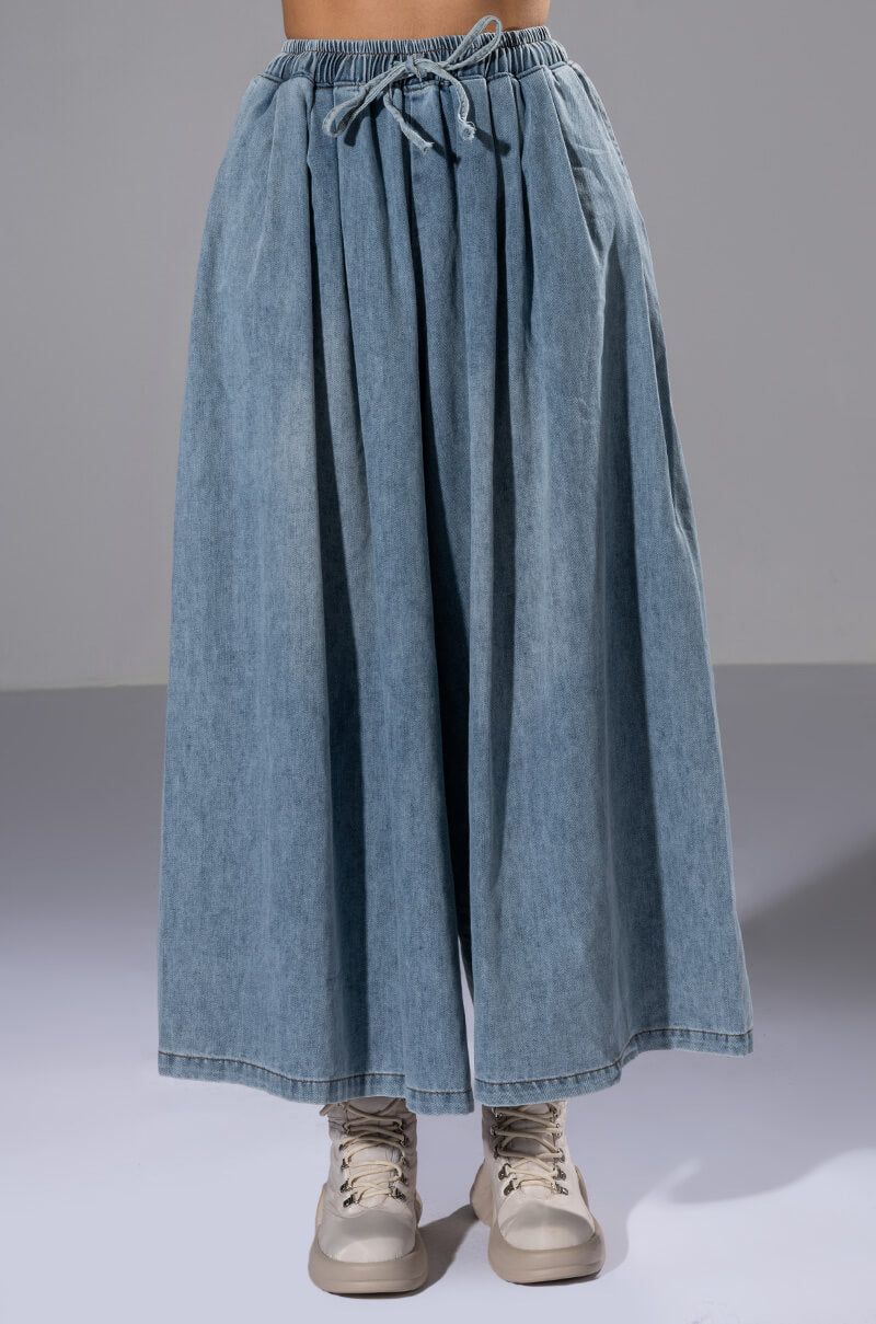 CECE PULL ON SUPER WIDE DENIM PANT