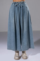 CECE PULL ON SUPER WIDE DENIM PANT
