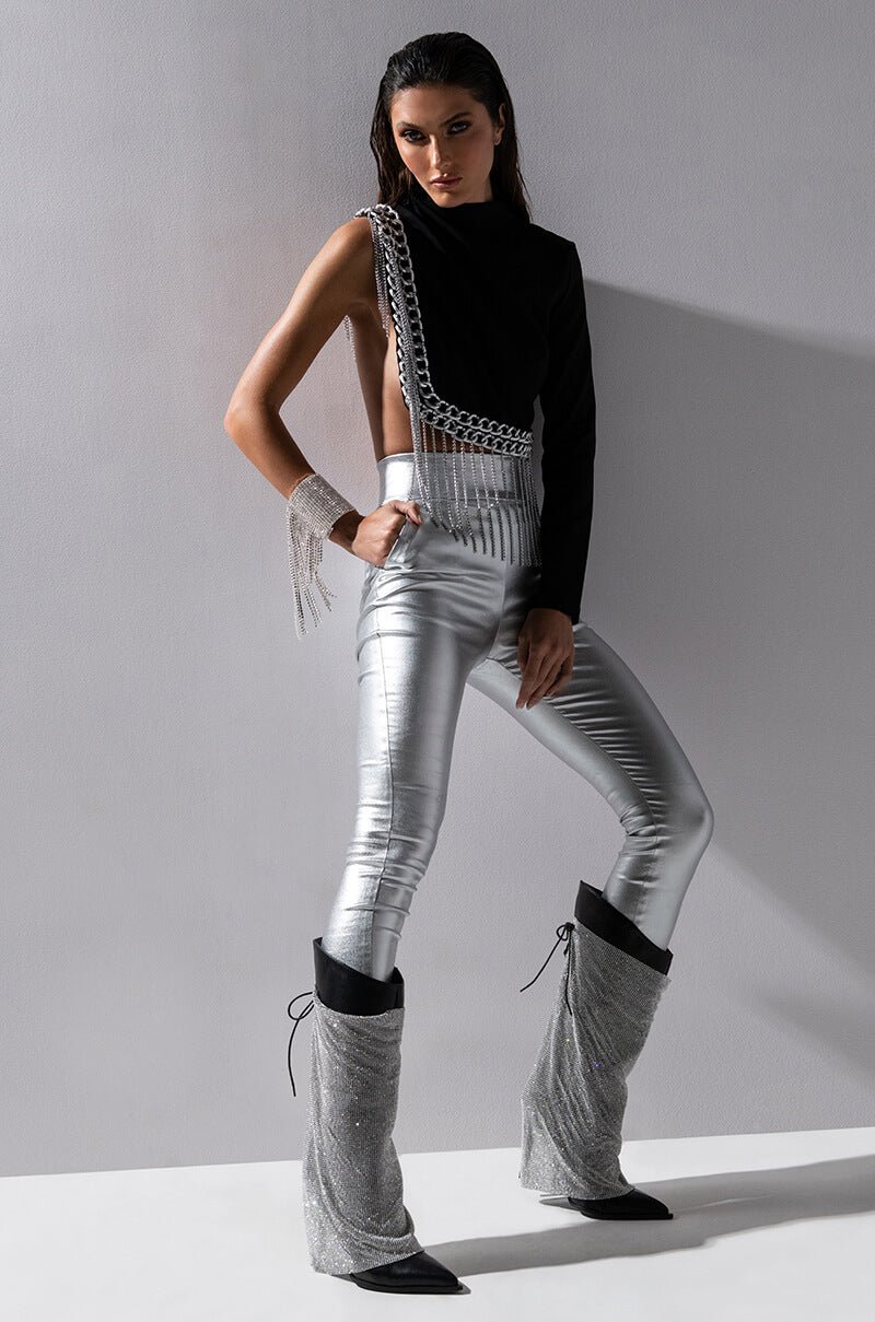 CHAIN EXTRAVAGANT ONE SLEEVE BLOUSE